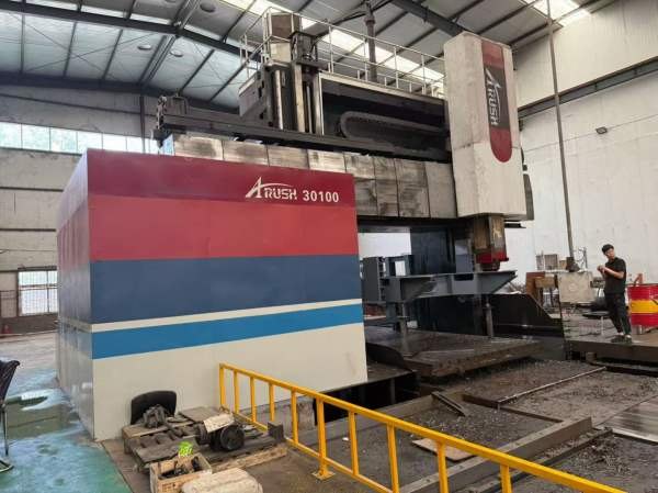 工厂闲置：三一重工龙门加工中心工作台310米，龙门过.