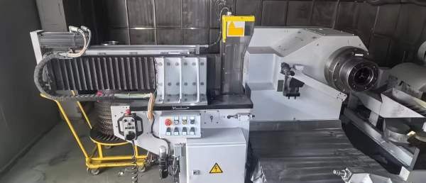 航空发动机主轴数控高精度万能外圆磨，带双端面功能，.