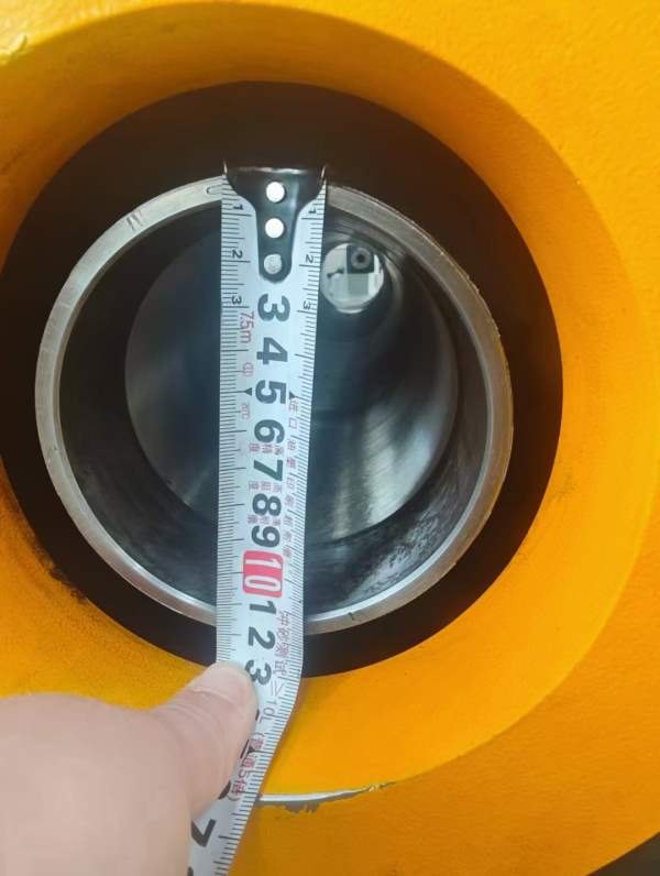 正宗宝鸡61633000数控车，22年设备，广数系统，带滚轮.