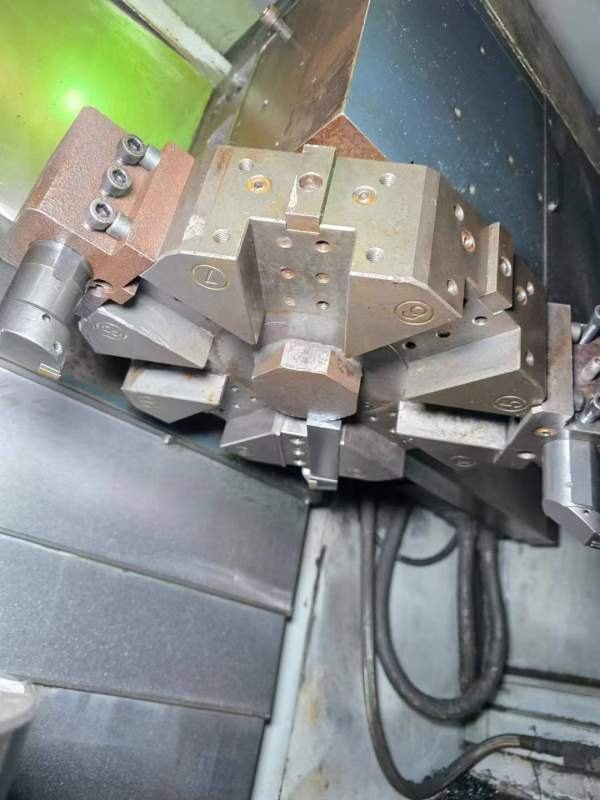 油机320数控立车，配15寸卡盘，发那科系统