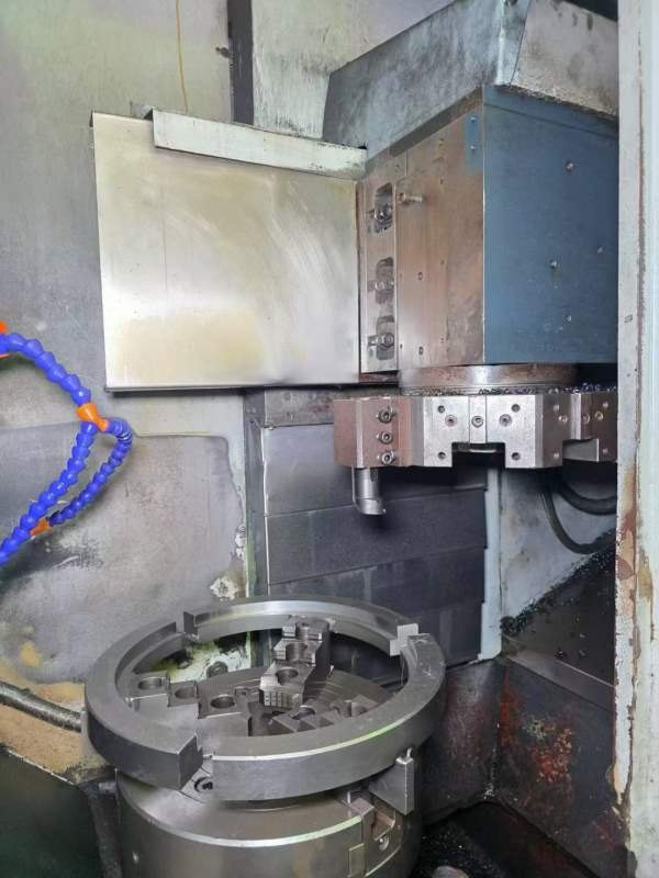 油机320数控立车，配15寸卡盘，发那科系统