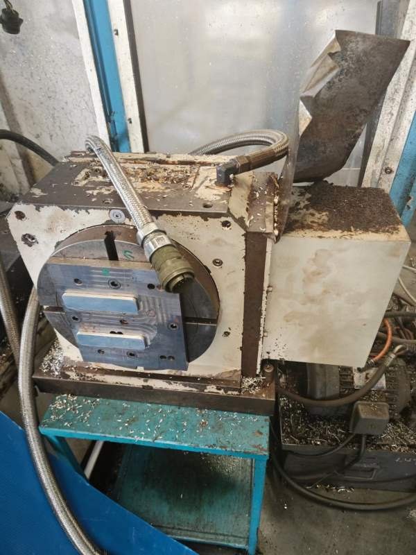 德川255四轴转台一套，2014年生产，发那科系统，线材.