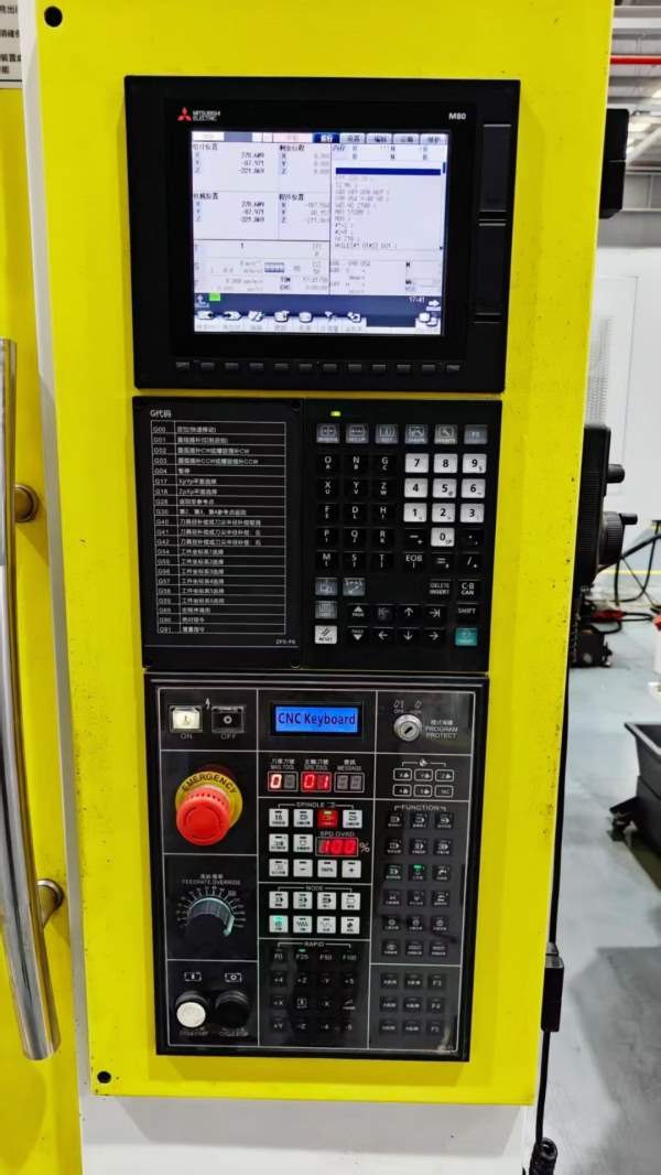 已售两台四台2023年台功T6钻攻机，三菱M80系统，BT30.