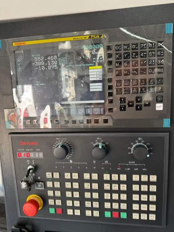 准新机2025年，德扬DV-1166加工中心发那科PIus系统，.