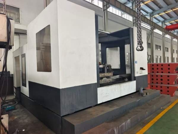 刚买一台1000单工位卧式加工中心发那科MFPLUS系统三轴.