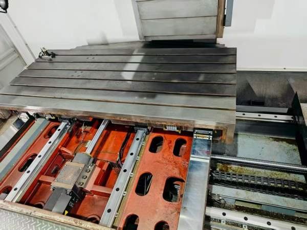 台湾机王永进两米超大立式加工中心，配置拉满，发那科.