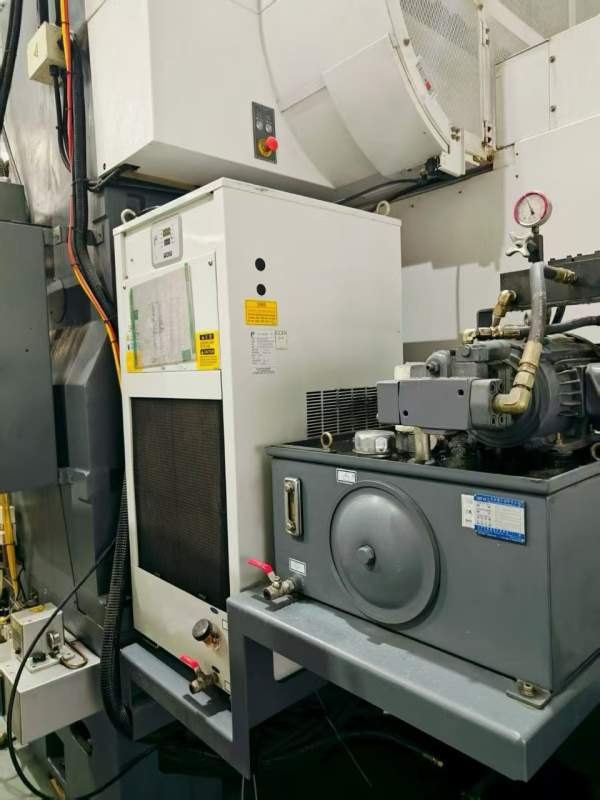 台湾机王永进两米超大立式加工中心，配置拉满，发那科.