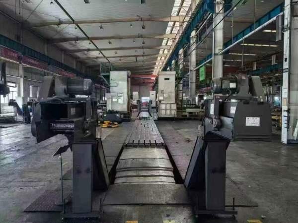 刚刚买下  昆机6513数控14米双面镗床  工作台1.414米 .