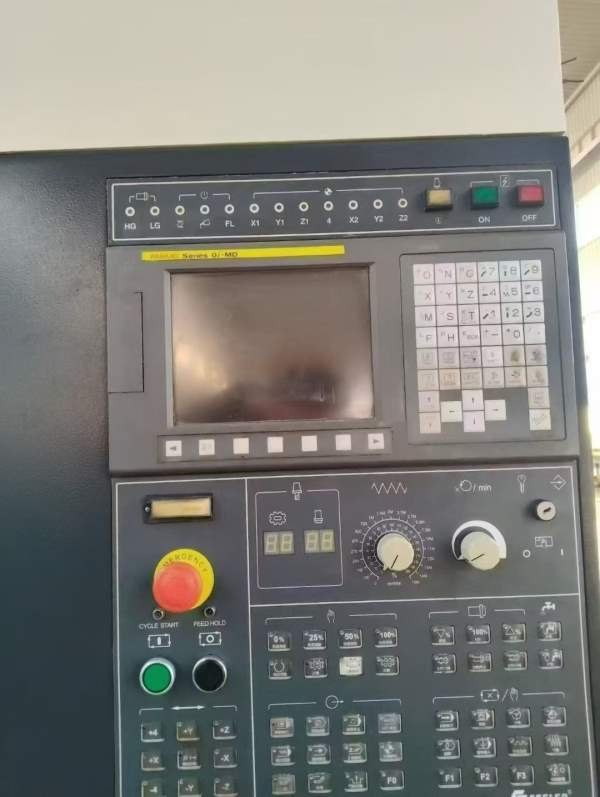 友佳FVP40A，同款2台，一带台中心出水，Z轴加高750。.