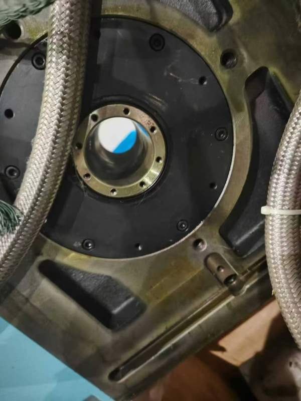 台湾恒望320四轴一套，安装少用基本全新，需要的联系