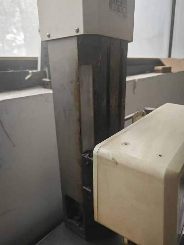 东京精密轮廓仪，新机精度。