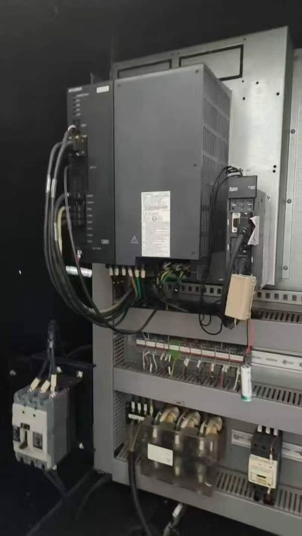 台群T500钻工中心，精品机况，需要的联系