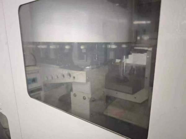 北京精雕:JDLVM550TZ三轴行程:5500/400/350主轴转数:2.