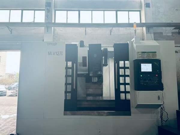新到一台米兰德1270重型加工中心，两线一硬床身，台湾.
