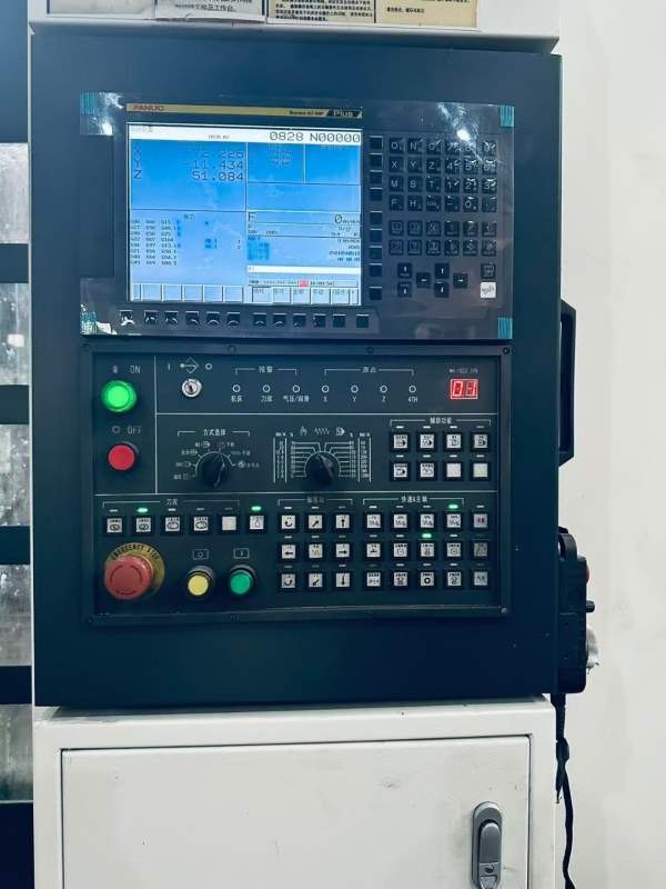 新到一台米兰德1270重型加工中心，两线一硬床身，台湾.