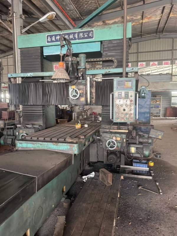 刚刚买下一台精品重型2012年南通龙门铣床加工尺寸1.6.