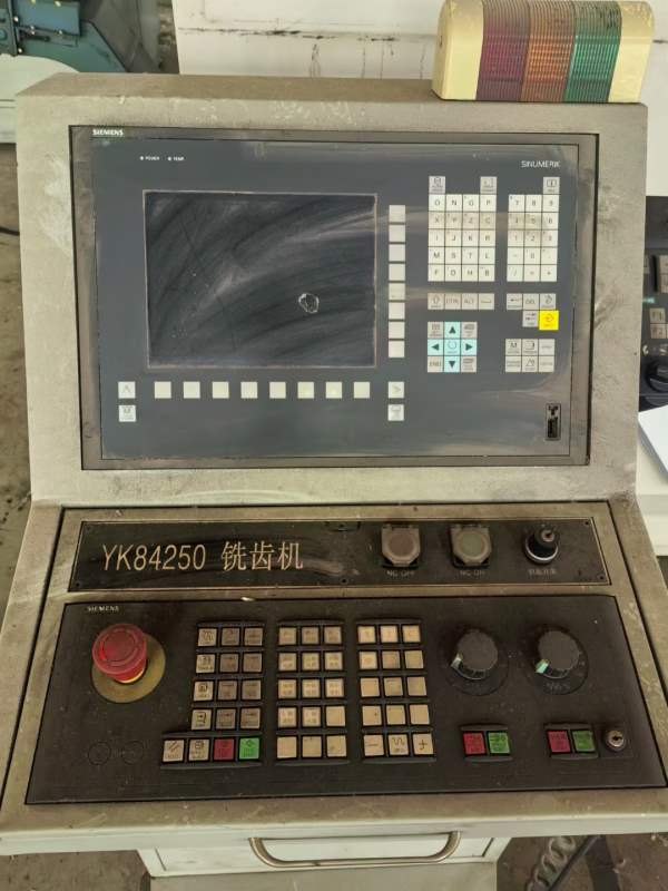 宜春长机YK84250数控铣齿机，西门子系统