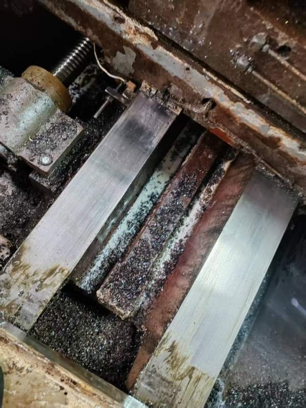 几万块钱，盛鸿大业1270数控铣，三轴硬轨，M70系统，.