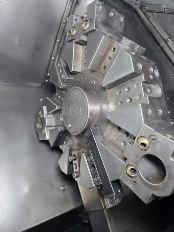 台湾程泰GLS-200数控车床，同款8台 旋径 500mm，车削.