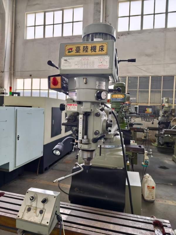 准新机：新到上海台陆5号炮塔铣，完全新机品质