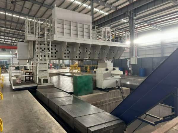 四川工厂刚刚买下 5.5X12米中捷龙门加工中心 工作台4.