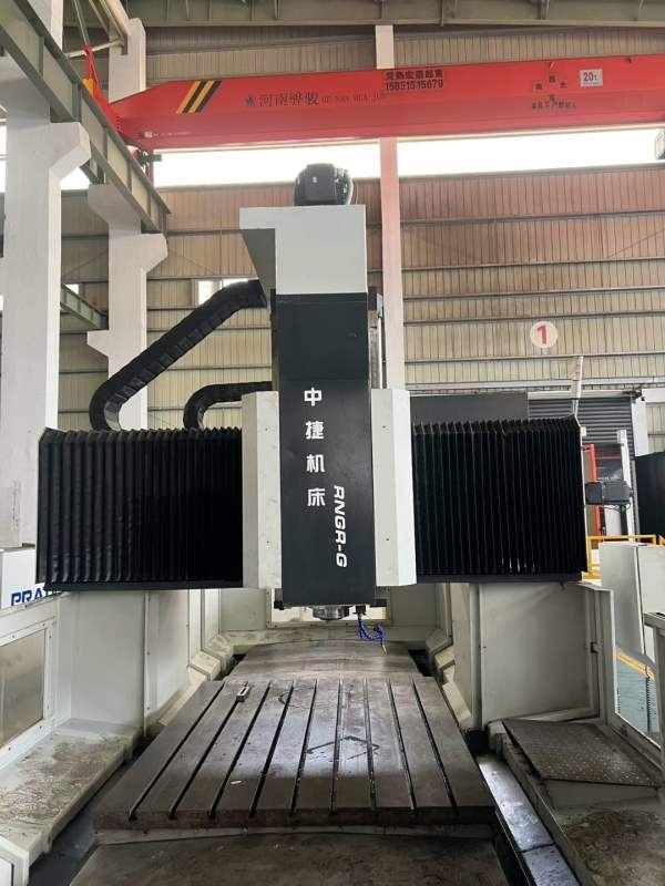 中捷1620数控龙门加工中心，工作台mm，两线一硬，三轴.