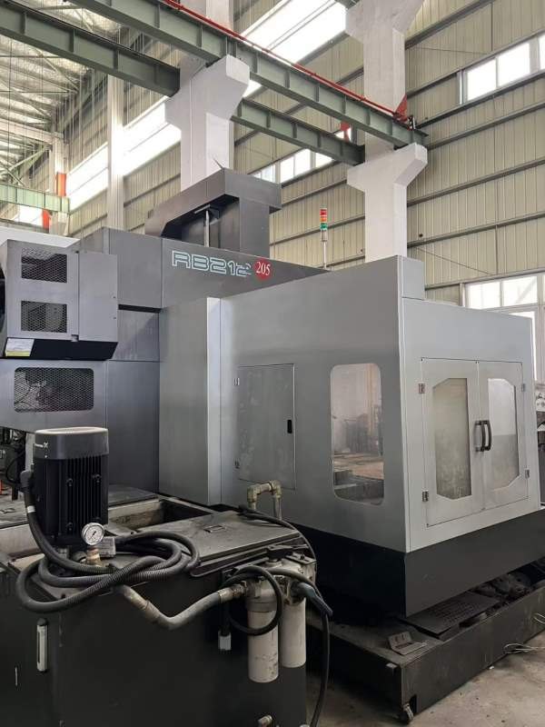 同款20多台台湾威力212龙门加工中心、工作台1.1米2米.