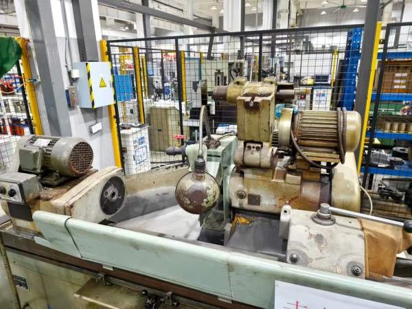北京二机高精度万能外圆磨MG14321000mm，精度u级