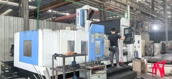 工厂在位出售纽威1525数控龙门加工中心发那科MFPULs系.