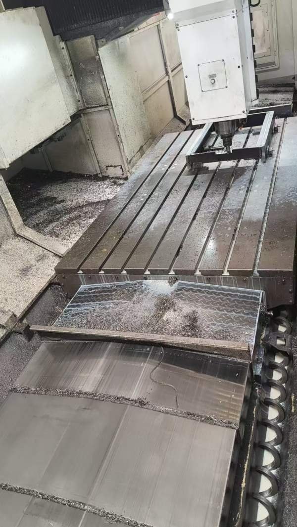 工厂在位出售纽威1525数控龙门加工中心发那科MFPULs系.