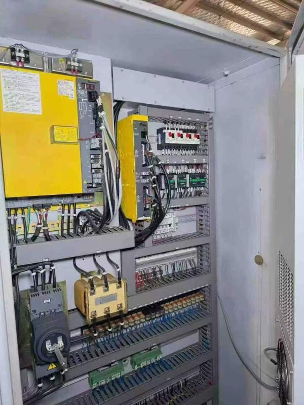 宁波海天TC25500数控车床，8寸亿川卡盘，有效车削直径.