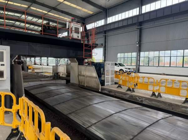纽威PM3080HA龙门加工中心工作台3m8m门宽3.8米，门高1.