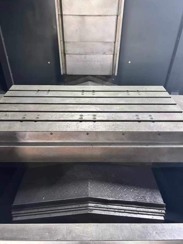 同款2台，杭州大天855加工中心发那克m f Plus系统，45.