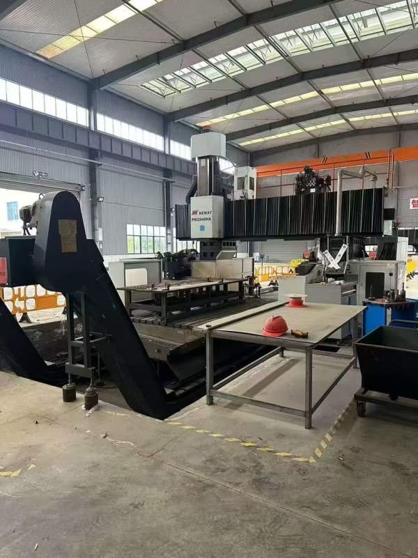 纽威PM2040HA龙门加工中心工作台2m4m门宽3.3m，门高1..