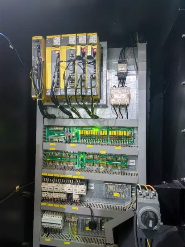 格勒玛GRM-850V加工中心台湾珊羚光机三轴滚柱导轨.X-Z.