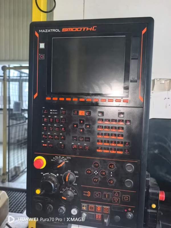一台准信马扎克430A   带中心出水  液压夹具  喜欢的.