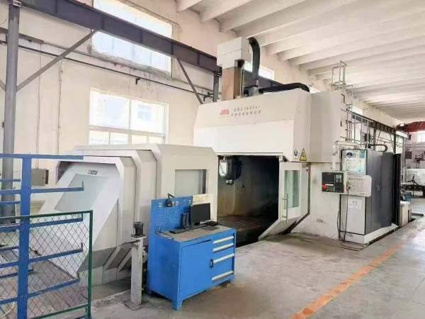 中捷1630u/t五轴龙门加工中心 准新机带西泰克五轴头 .