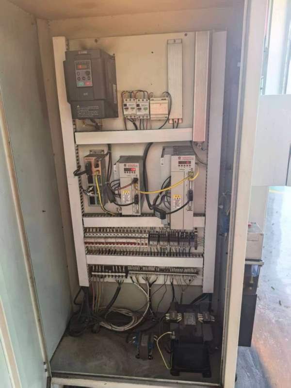 沈阳数控mmCW6180B技术参数车削直径(盘类)900mm车削直.
