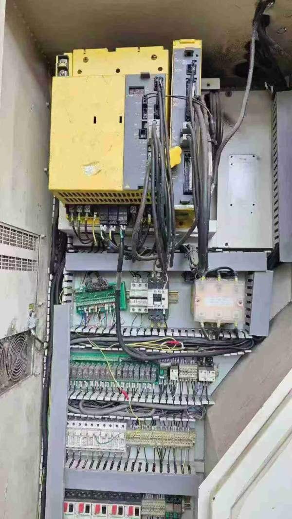 1060立加.佳速精机1060重型加工中心，龙门式结构，发.