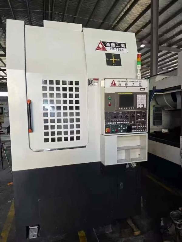 油机数控立车YV320 A，发那科TD系统旋轉徑 700 mm 切.