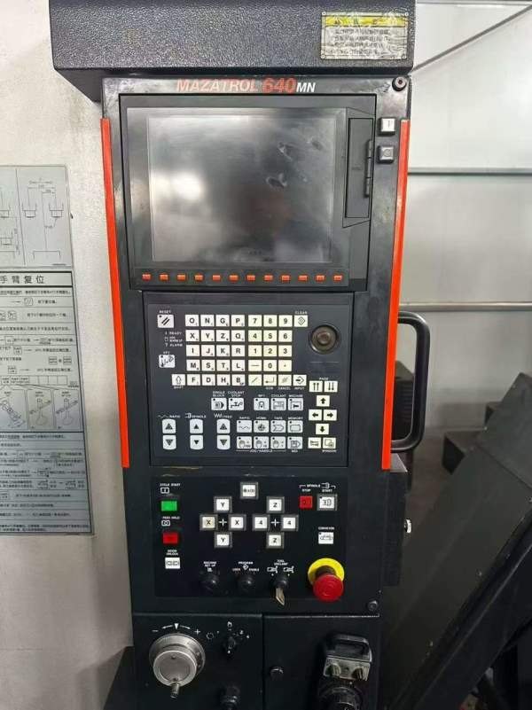 马扎克立式加工中心VTC-200BN行程:1120510510mm工作台.