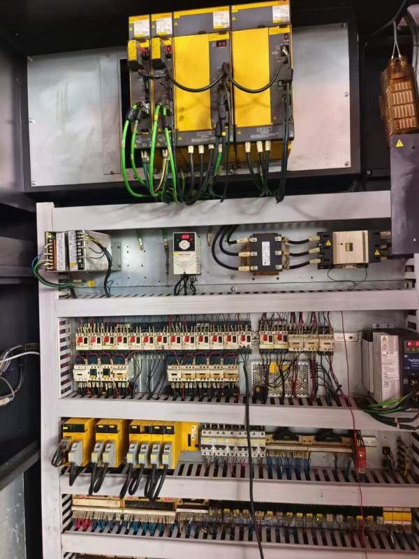 韩国原装斗山HM500双工位卧加，同款5台，FANUC31i系统.