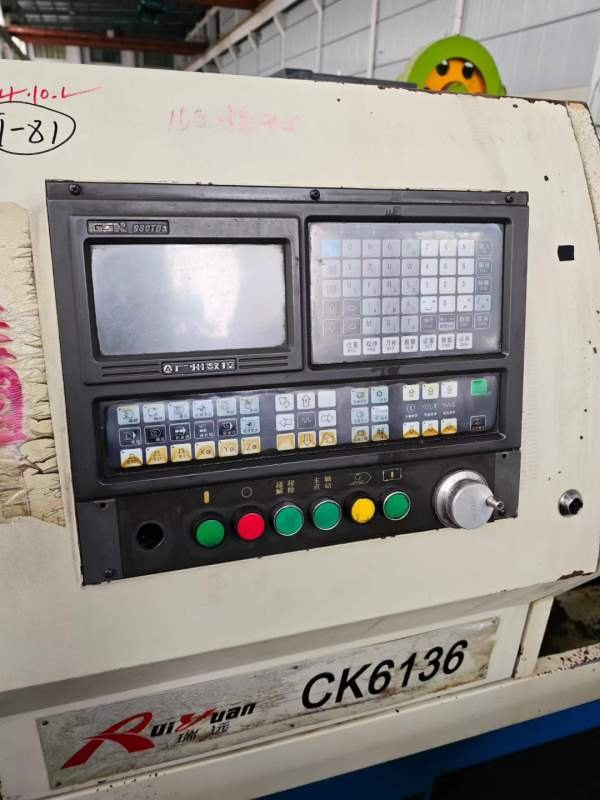2012年浙江瑞远CK6136数控车床，液压卡盘，广数系统，.