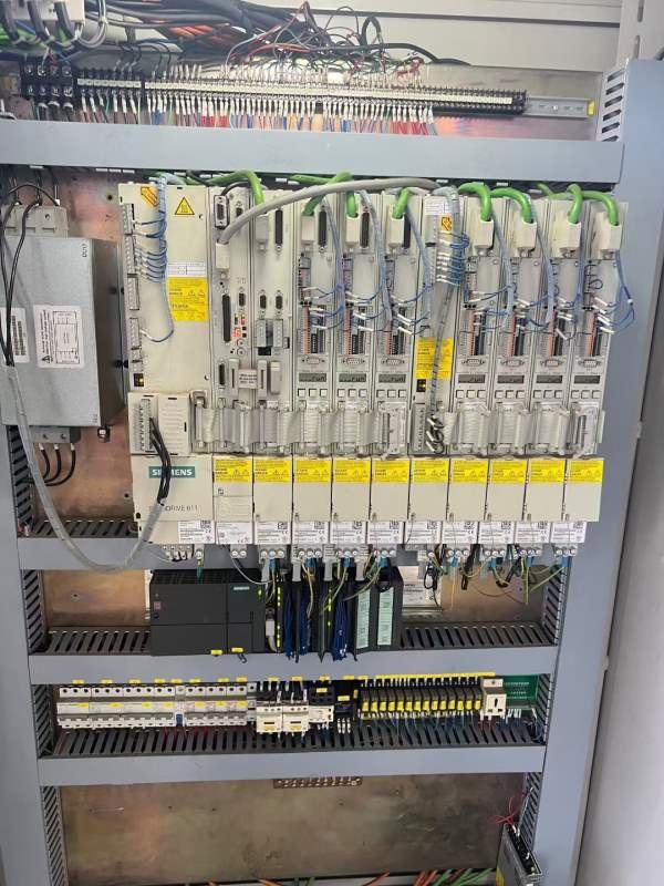 全新北京机床厂数控顺序珩磨机型号：B3HM-022珩孔直径.
