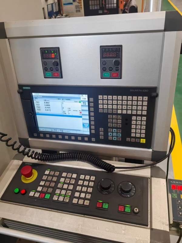 MKLF28-500数控立式磨床，少用保精度，价格不贵