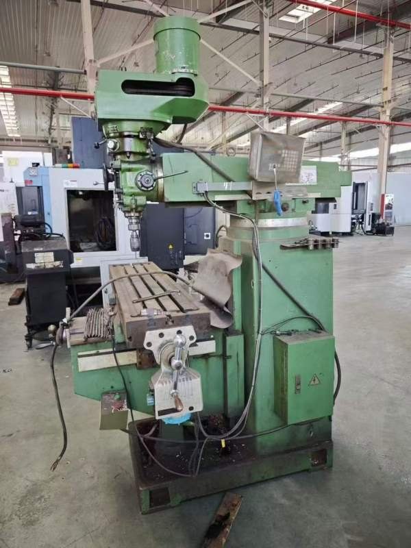 两台台湾4号炮塔铣，有需要的联系