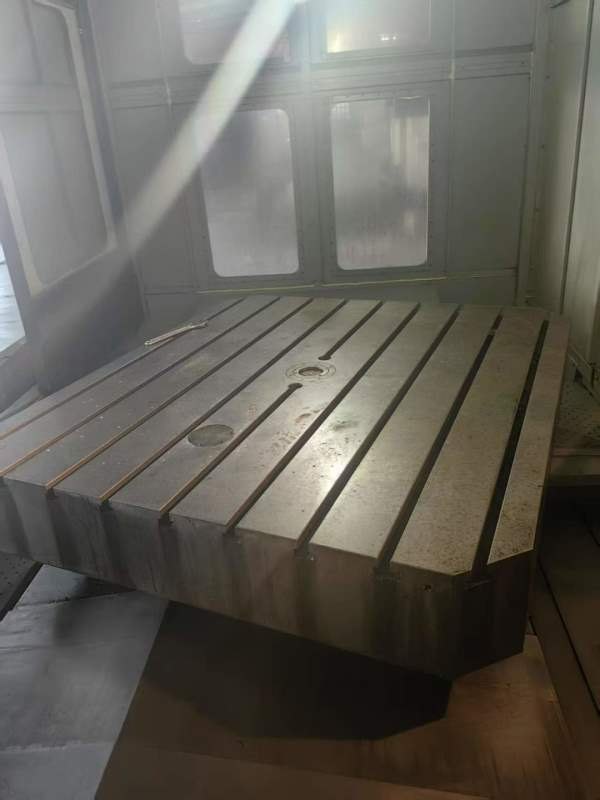 宁波海天HTM160H/D镗铣床工作台，千分之一度镗杆直径1.