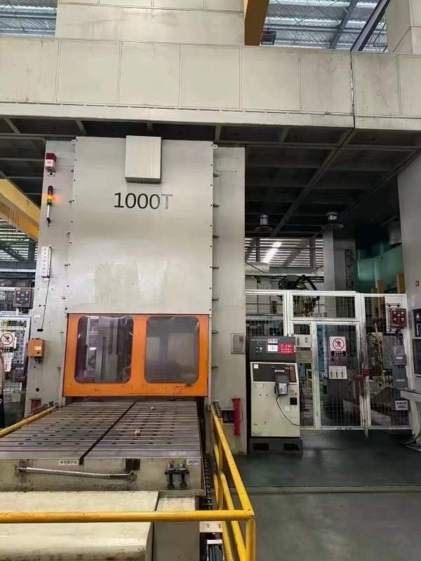 工厂在位少用协易1000吨冲压线5台，1000吨1台，800吨1.