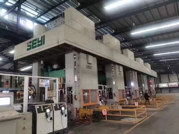 工厂在位少用协易1000吨冲压线5台，1000吨1台，800吨1.