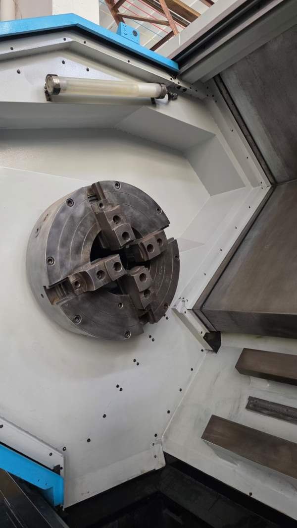 台湾原装立仲CNC-S50/3M重切削数控车床，24寸双液压卡.